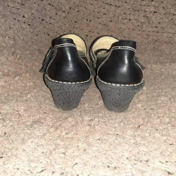 JUNGLA-Black/Gray  Leather Mary Jane Flats-Crepe Rubber Soles-Sz 37-Near Mint - Picture 5 of 7
